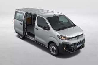 citroen-jumpy-vitre-2025-lado-e-frente-cinza